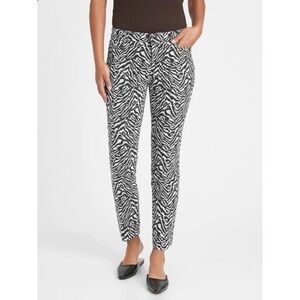 NWT BR Sloan Pant Mid-Rise Skinny - Size 6